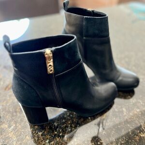 Cole Haan size 8 booties in mint condition ✨leather bootie / suede on top